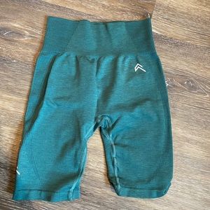 Oner Active Cycling Shorts size small mineral green